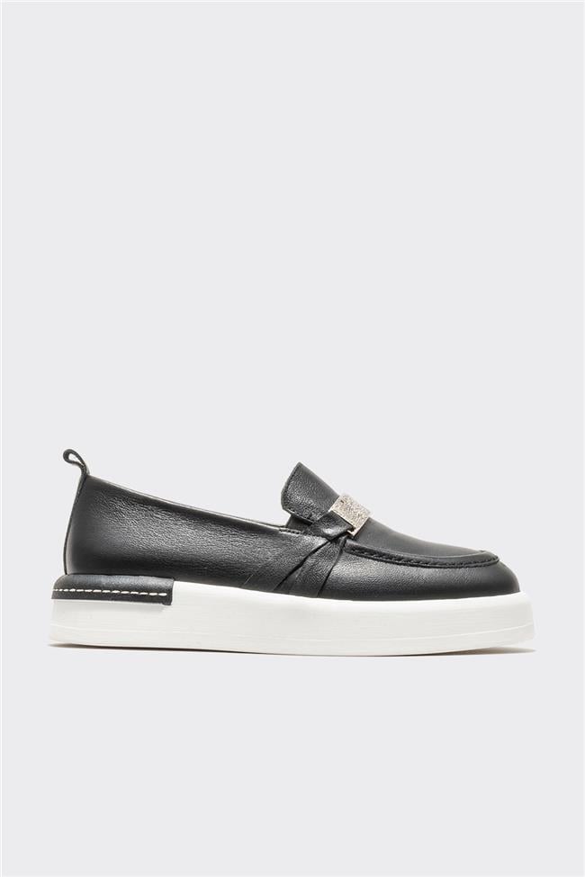 Siyah Deri Kadın Loafer