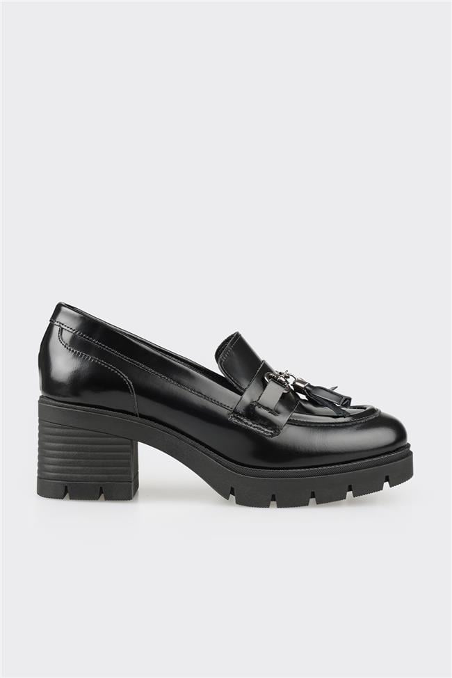 Siyah Deri Kadın Orta Topuk Ayakkabı