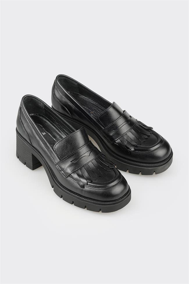 Siyah Deri Kadın Orta Topuk Ayakkabı