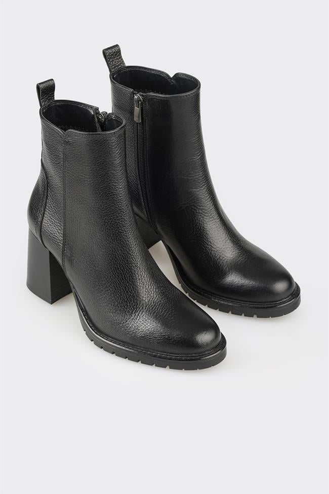 Siyah Deri Kadın Orta Topuk Bot