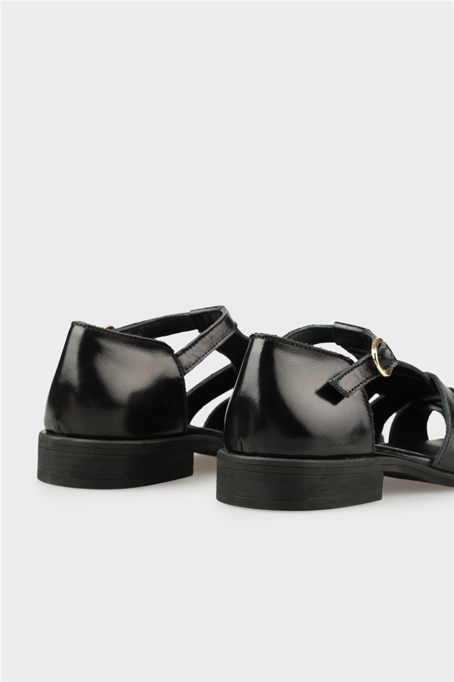 Siyah Deri Kadın Sandalet