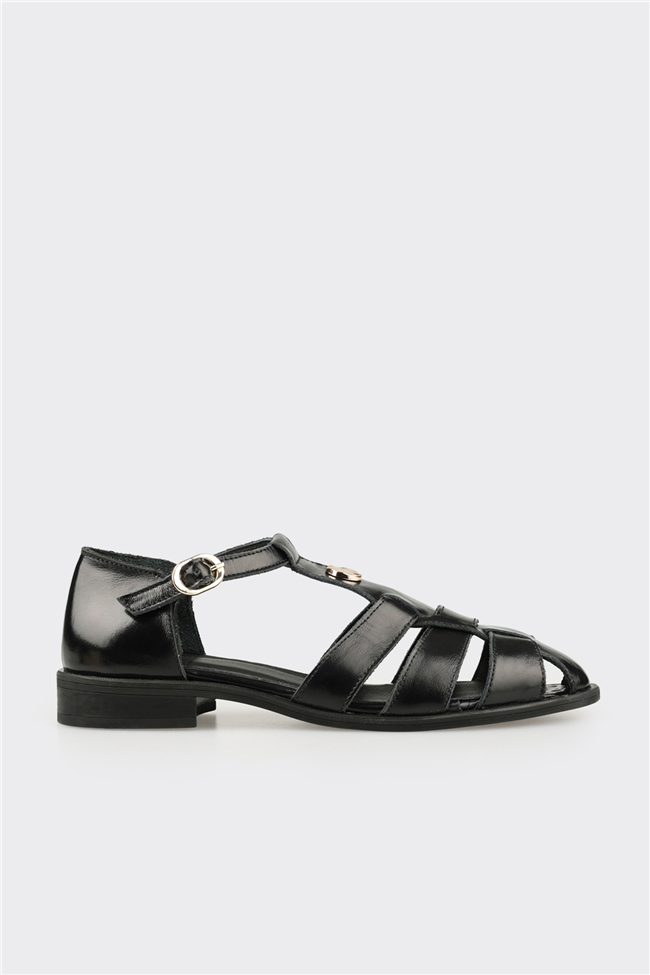 Siyah Deri Kadın Sandalet