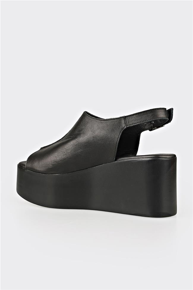 Siyah Deri Kadın Sandalet