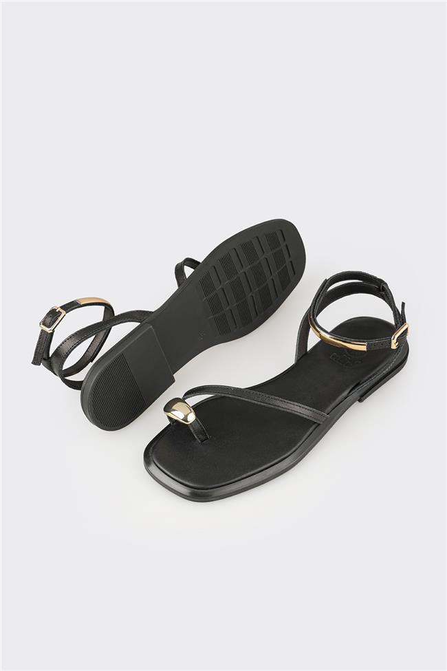 Siyah Deri Kadın Sandalet