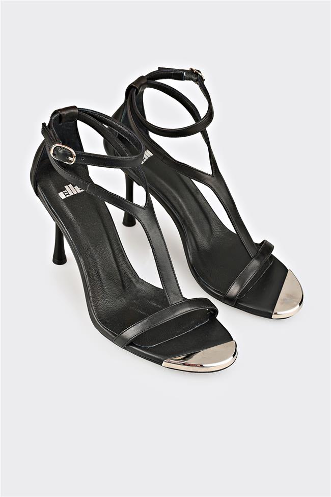 Siyah Deri Kadın Sandalet