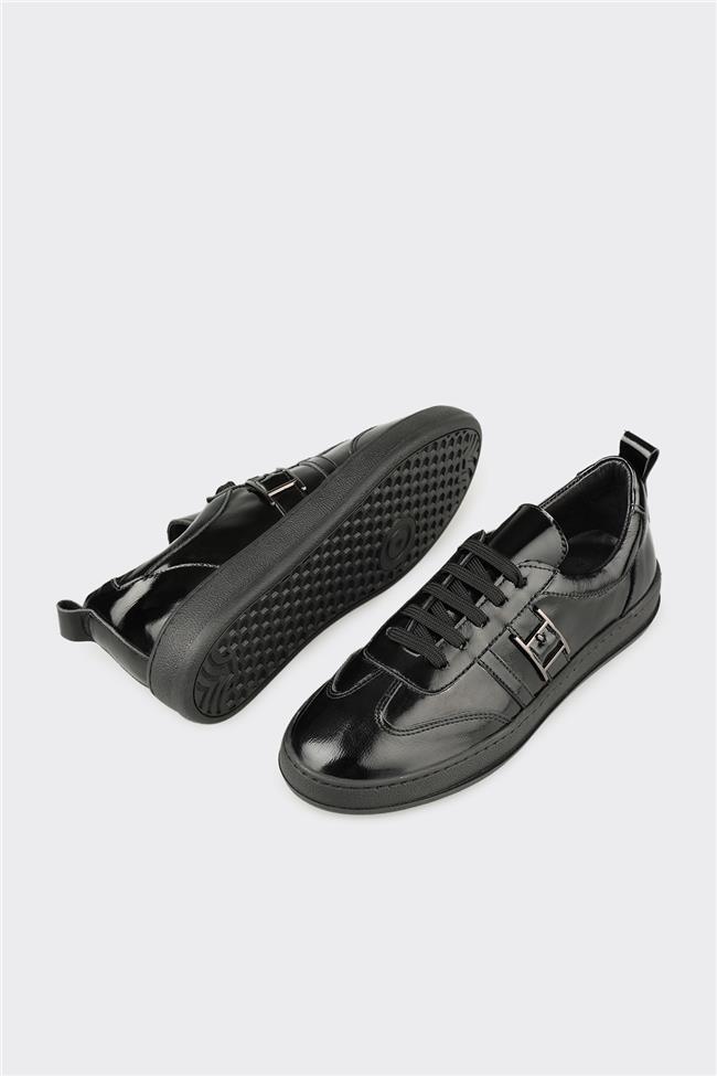 Siyah Deri Kadın Spor Ayakkabı