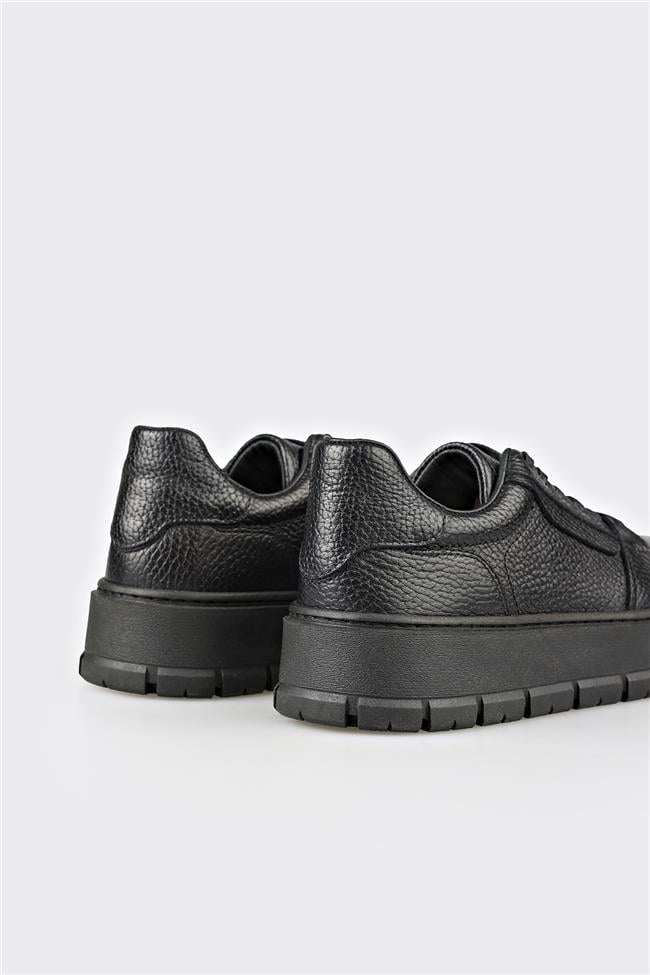 Siyah Deri Kadın Spor Ayakkabı