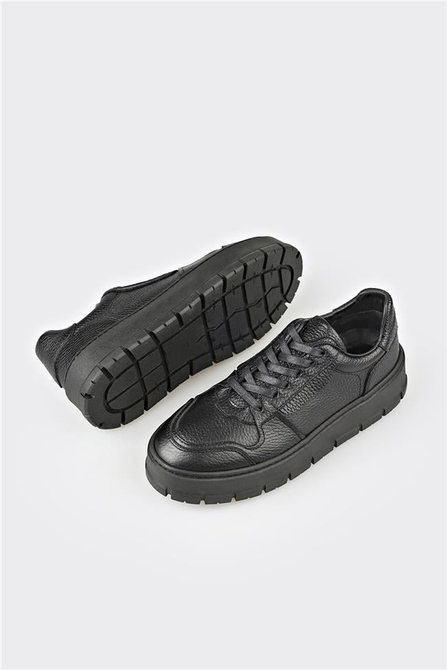 Siyah Deri Kadın Spor Ayakkabı