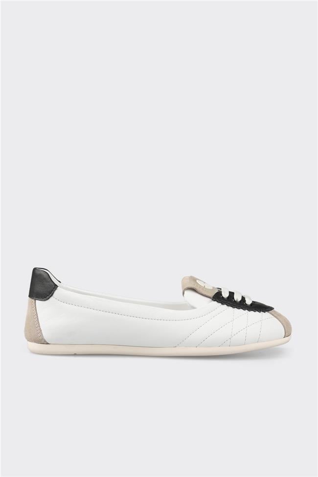 Siyah Deri Kadın Spor Ayakkabı