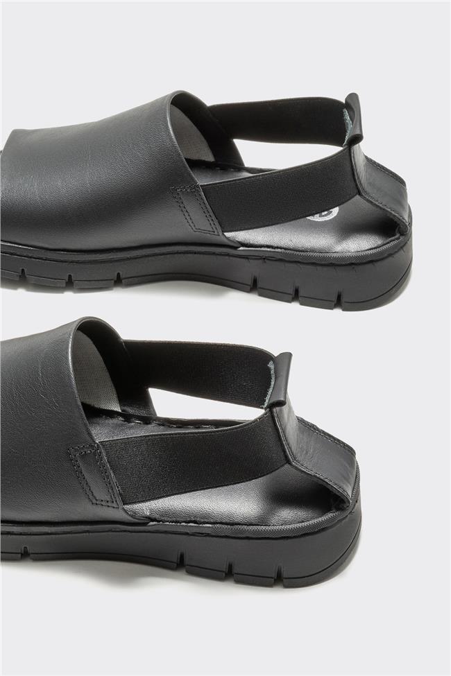 Siyah Deri Kadın Spor Sandalet