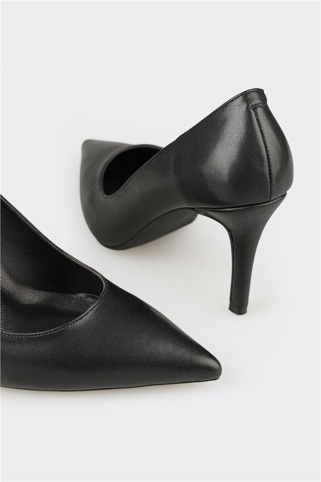 Siyah Deri Kadın Stiletto