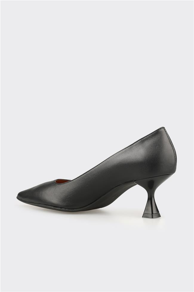 Siyah Deri Kadın Stiletto
