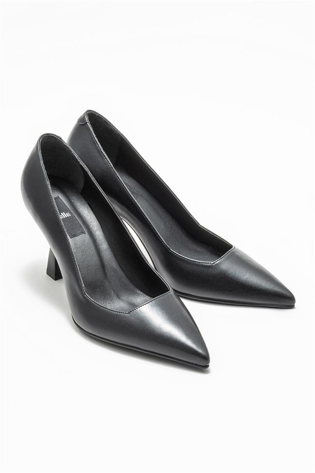 Siyah Deri Kadın Stiletto