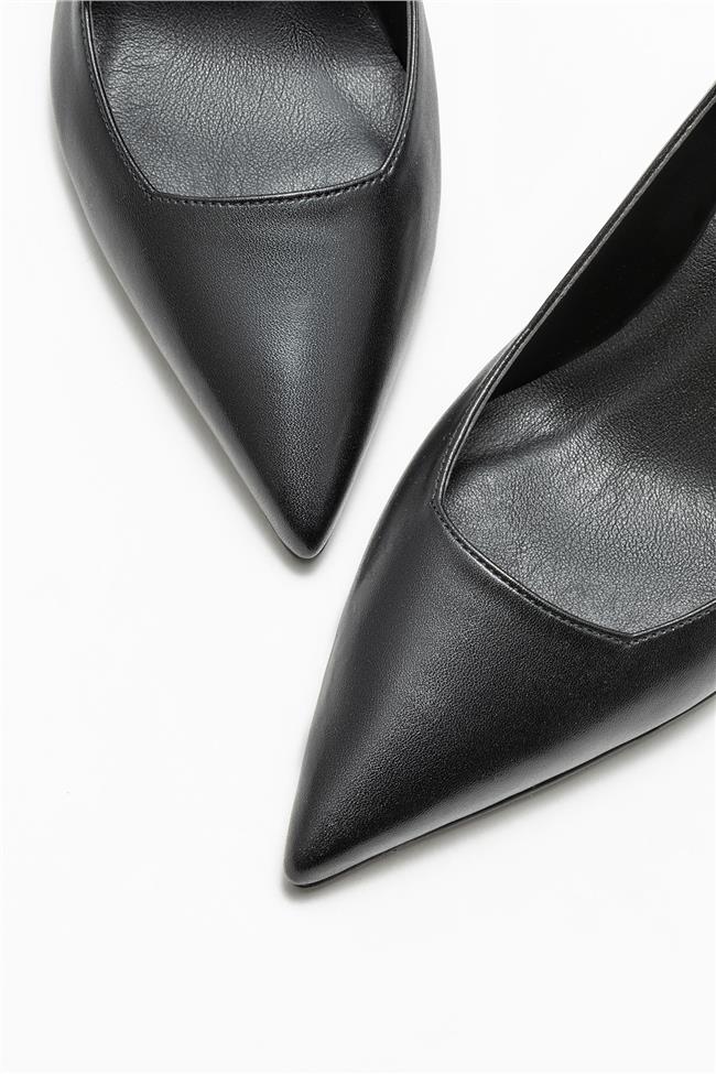 Siyah Deri Kadın Stiletto