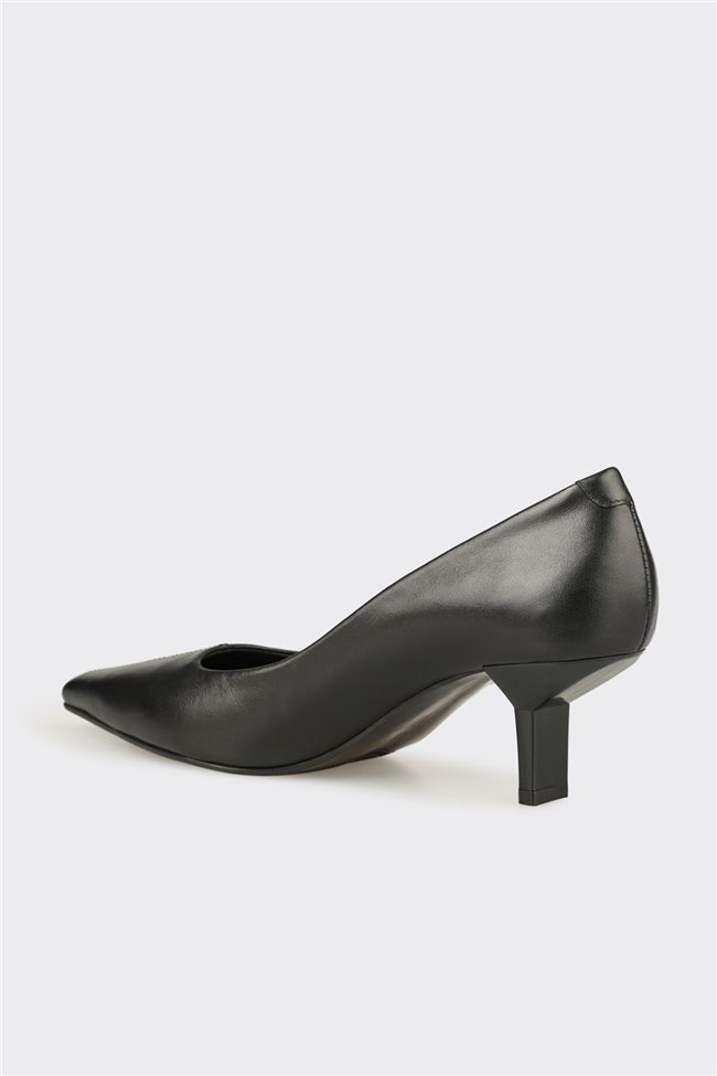 Siyah Deri Kadın Stiletto