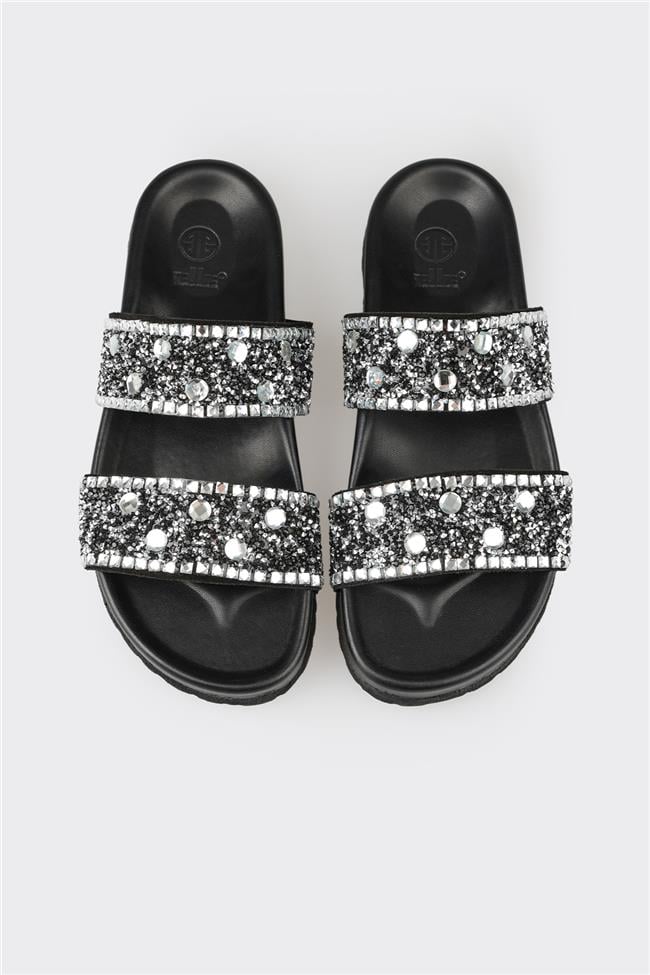 Siyah Deri Kadın Terlik