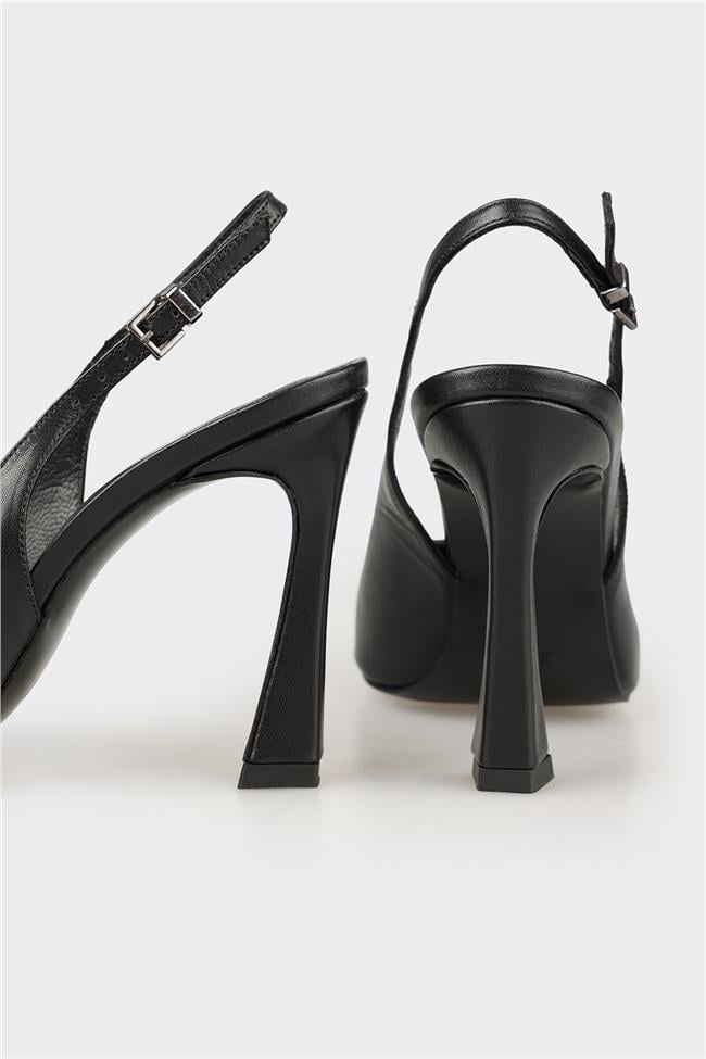 Siyah Deri Kadın Topuklu Ayakkabı