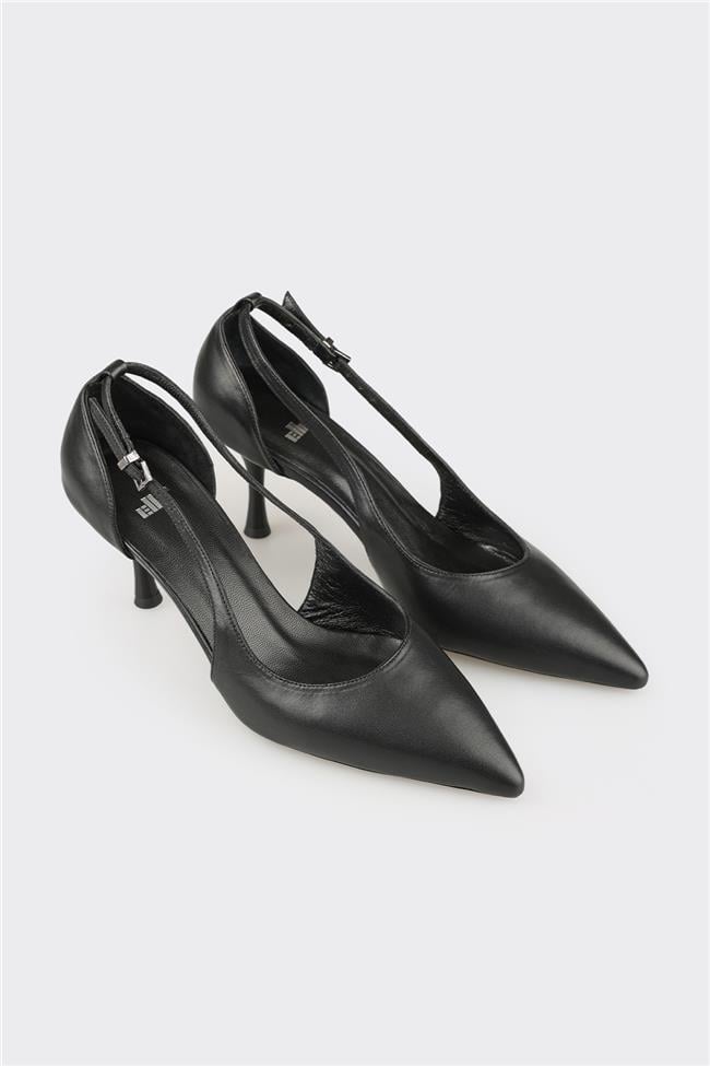 Siyah Deri Kadın Topuklu Ayakkabı