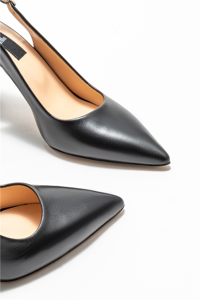 Siyah Deri Kadın Topuklu Ayakkabı