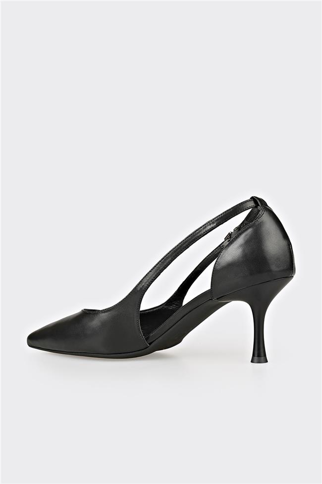 Siyah Deri Kadın Topuklu Ayakkabı