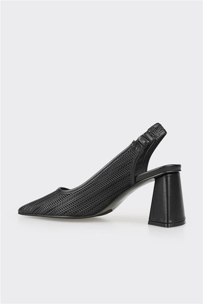 Siyah Deri Kadın Topuklu Ayakkabı