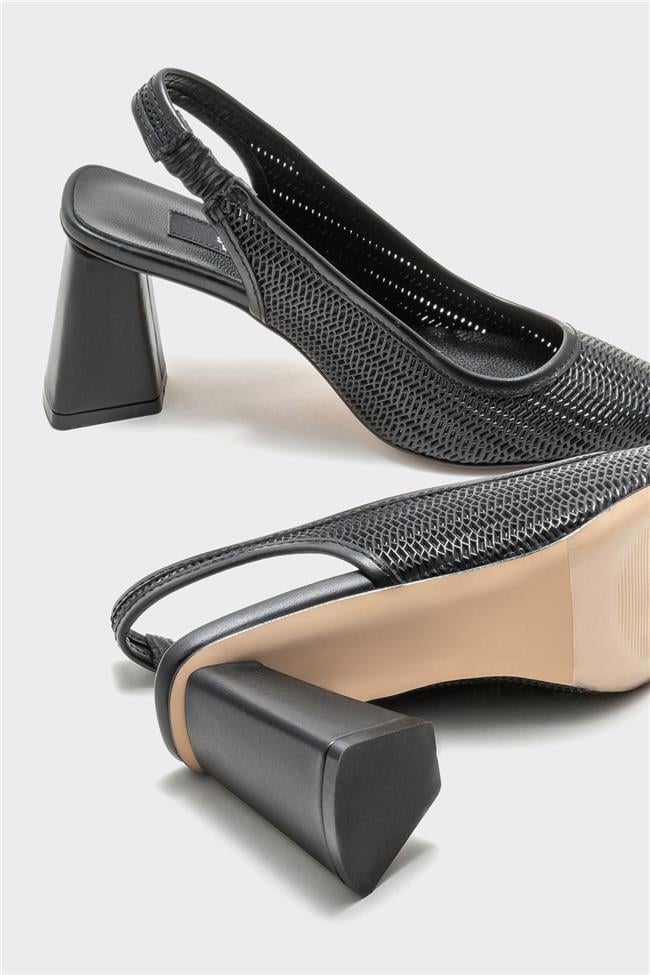 Siyah Deri Kadın Topuklu Ayakkabı