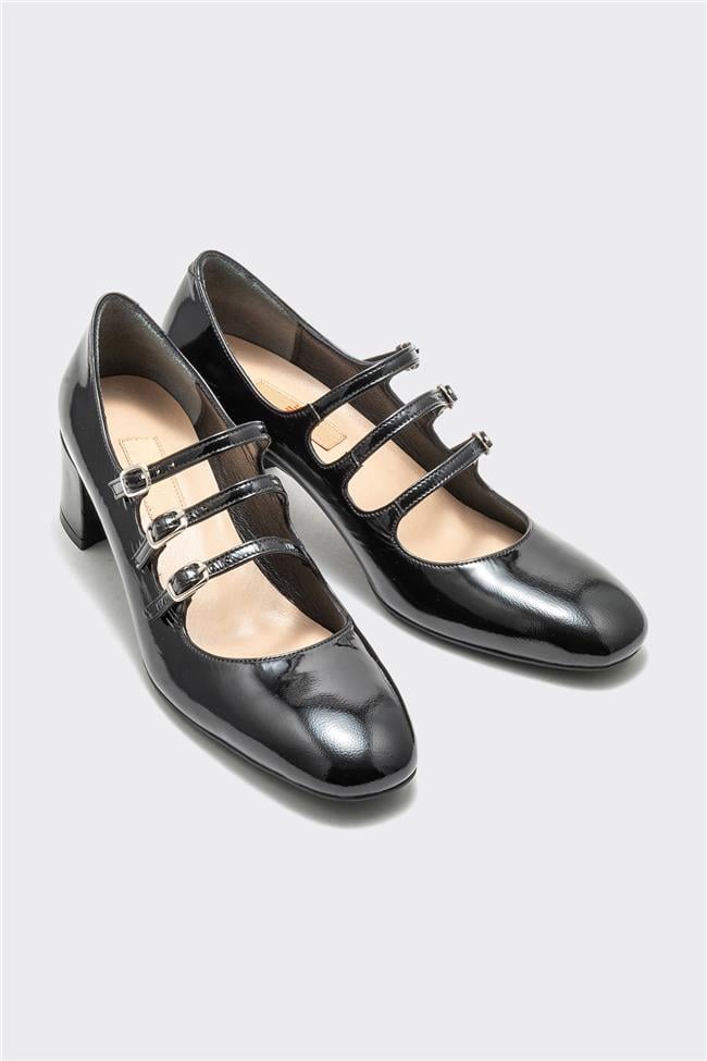 Siyah Deri Kadın Topuklu Ayakkabı