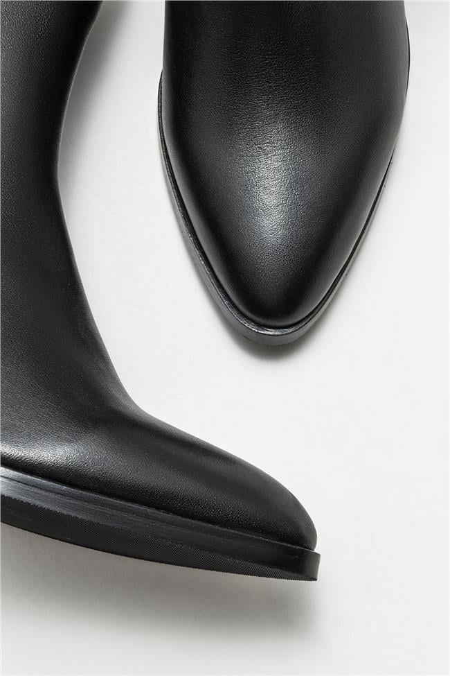 Siyah Deri Kadın Topuklu Bot