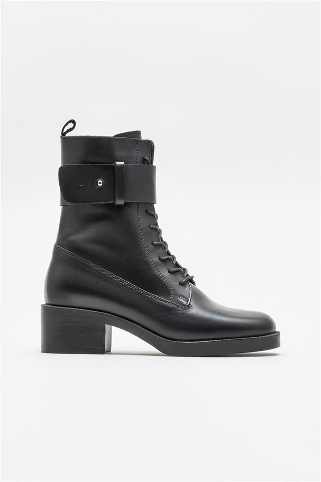 Siyah Deri Kadın Topuklu Bot