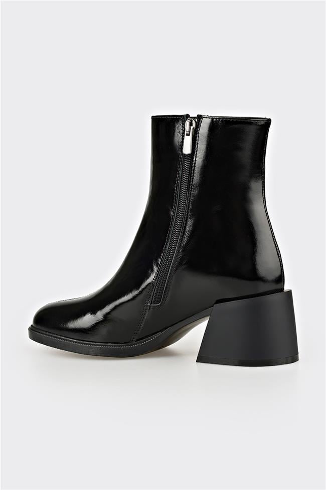 Siyah Deri Kadın Topuklu Bot