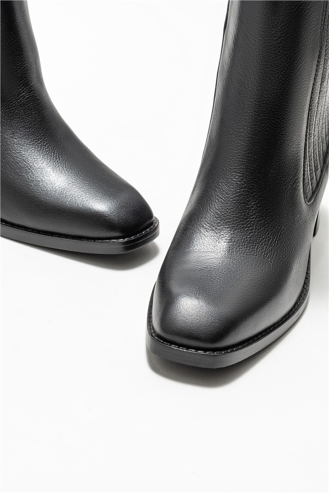 Siyah Deri Kadın Topuklu Bot