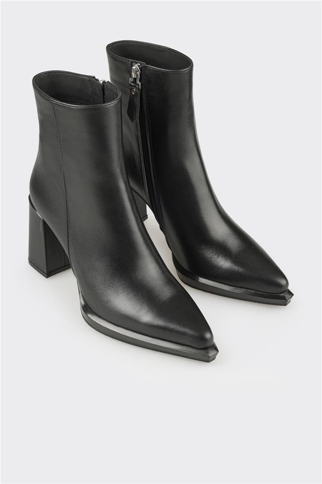 Siyah Deri Kadın Topuklu Bot
