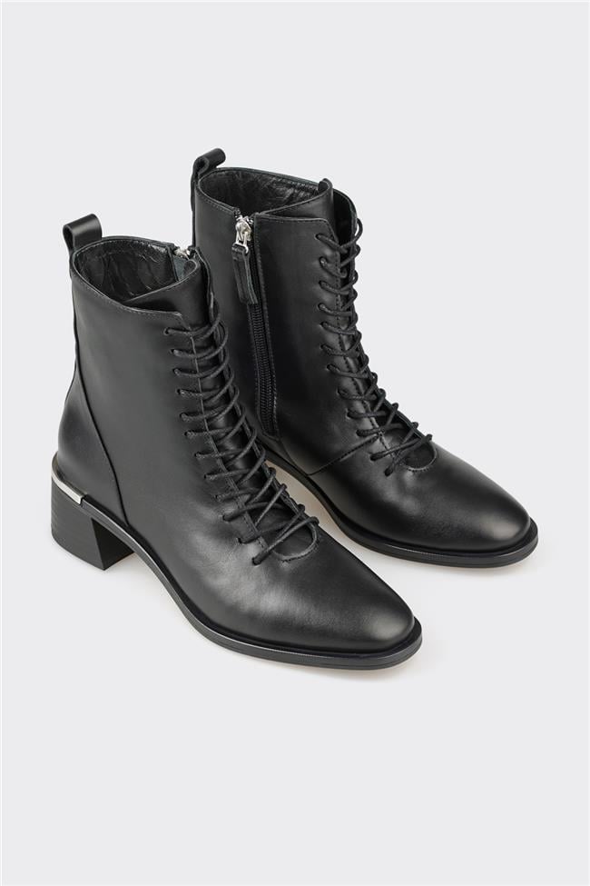 Siyah Deri Kadın Topuklu Bot