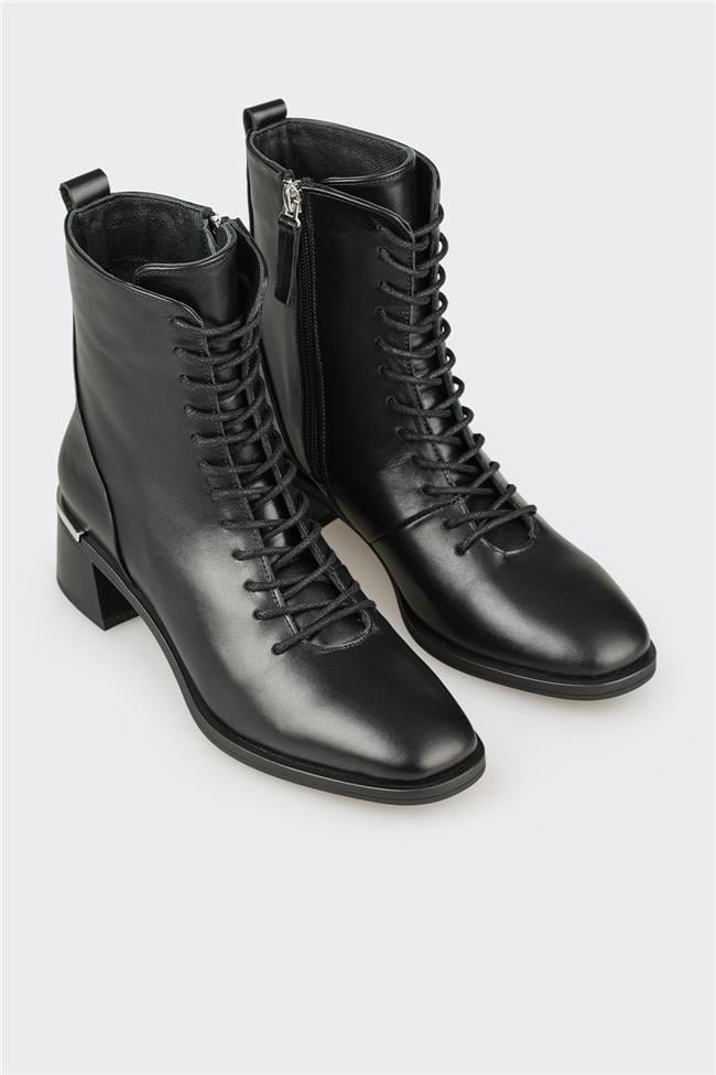 Siyah Deri Kadın Topuklu Bot