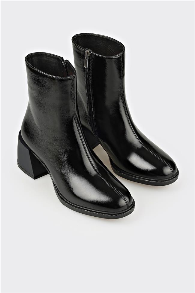 Siyah Deri Kadın Topuklu Bot