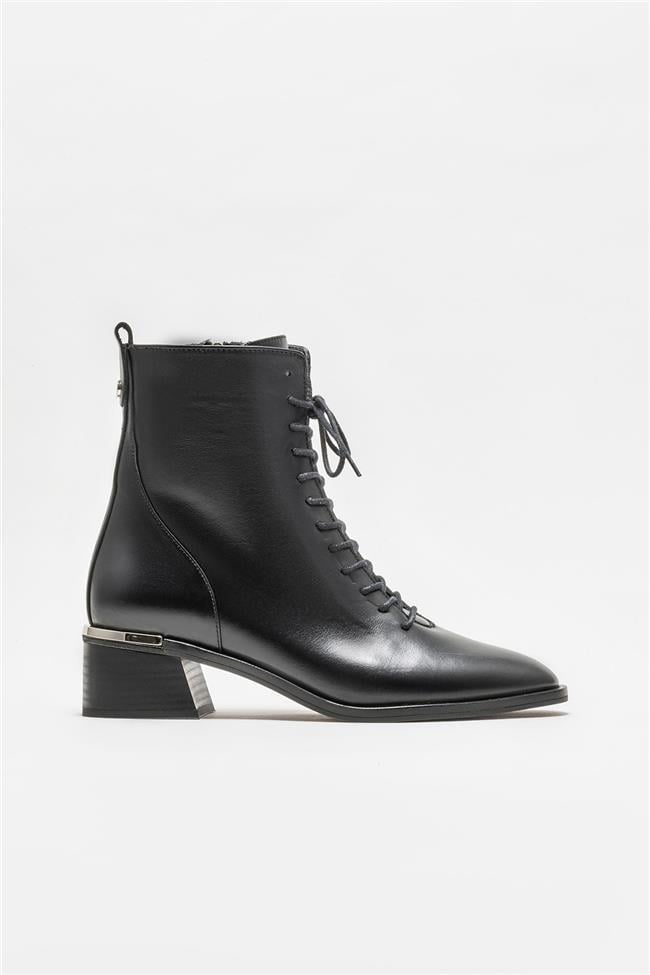 Siyah Deri Kadın Topuklu Bot