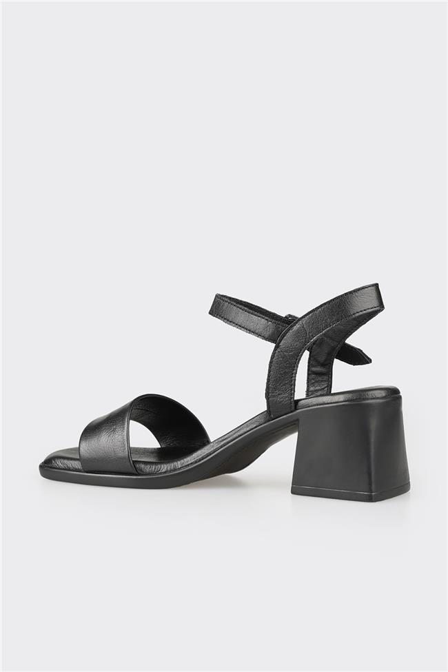 Siyah Deri Kadın Topuklu Sandalet
