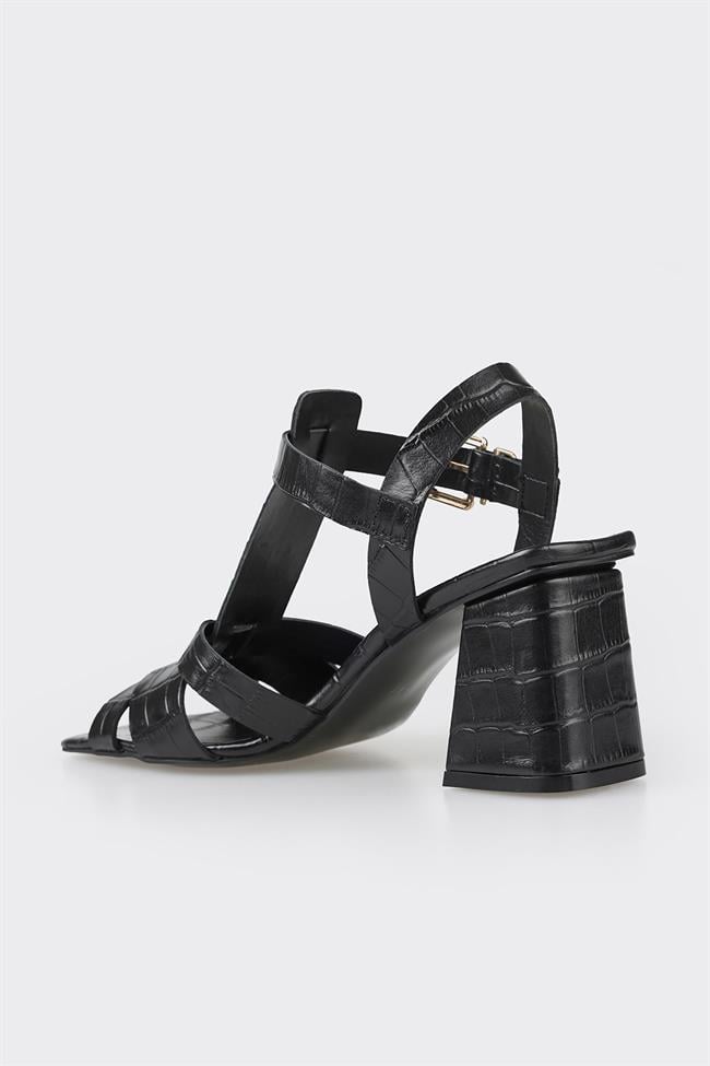Siyah Deri Kadın Topuklu Sandalet