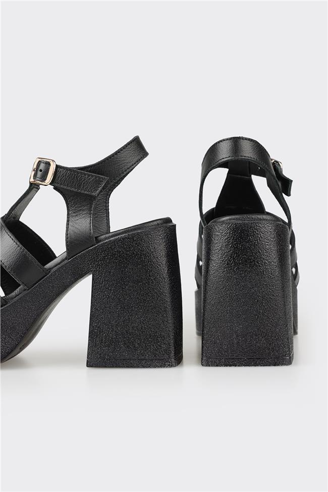 Siyah Deri Kadın Topuklu Sandalet
