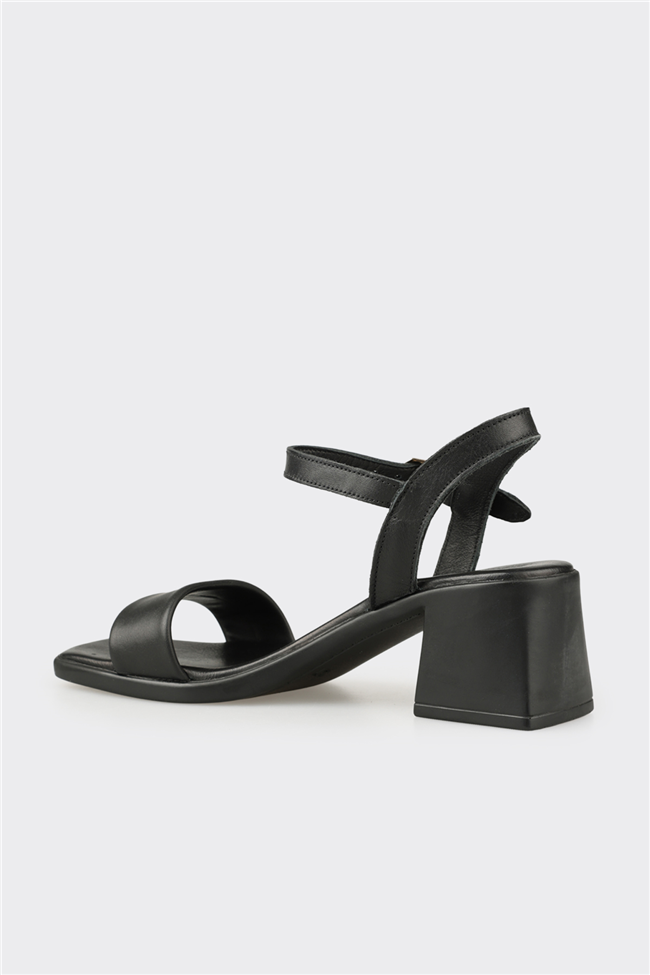 Siyah Deri Kadın Topuklu Sandalet