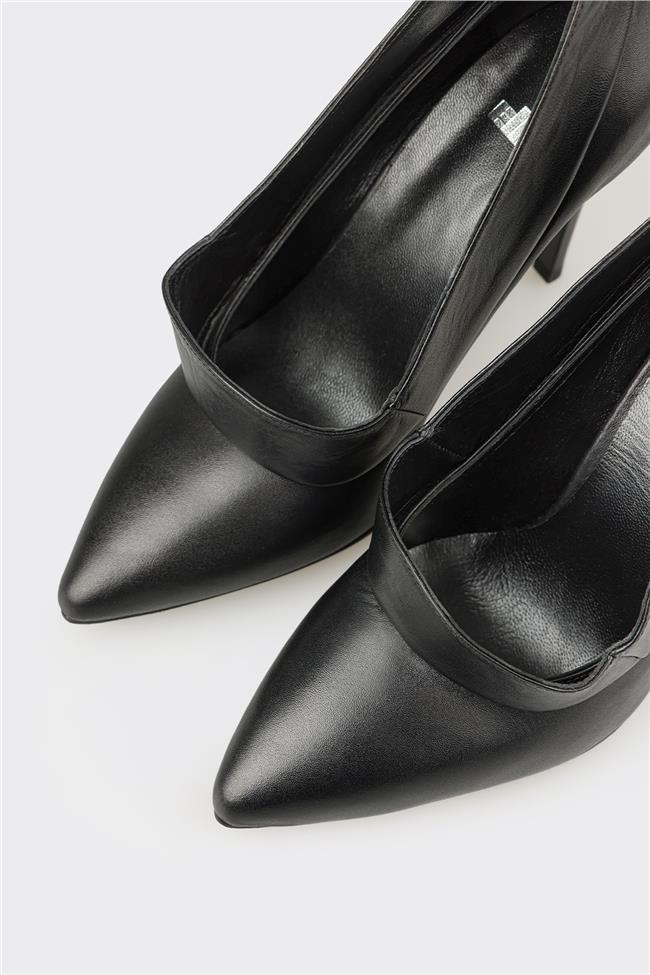 Siyah Deri Kadın Yüksek Topuk Ayakkabı