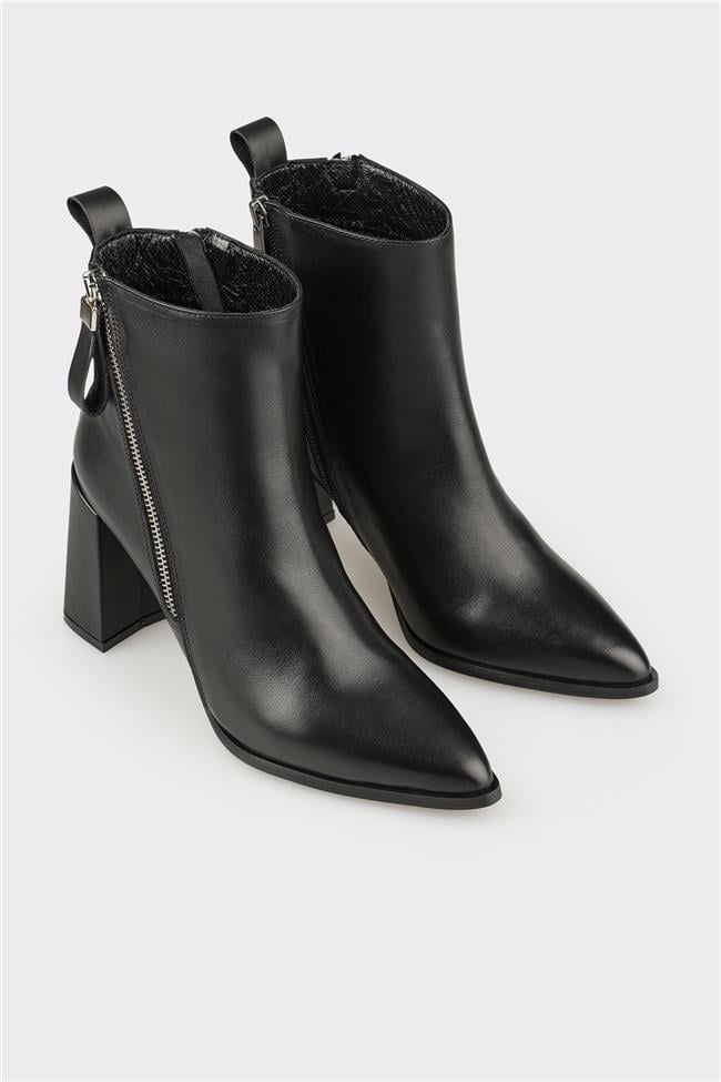 Siyah Deri Kadın Yüksek Topuk Bot