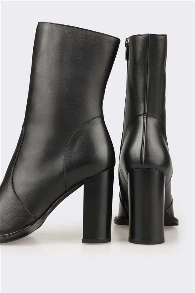Siyah Deri Kadın Yüksek Topuk Bot