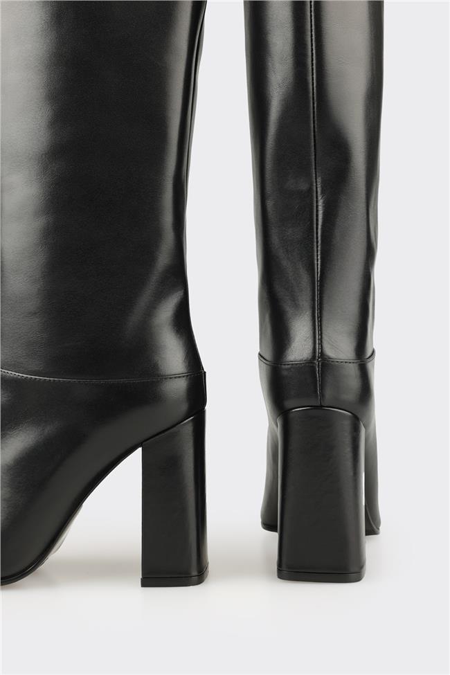 Siyah Deri Kadın Yüksek Topuk Çizme