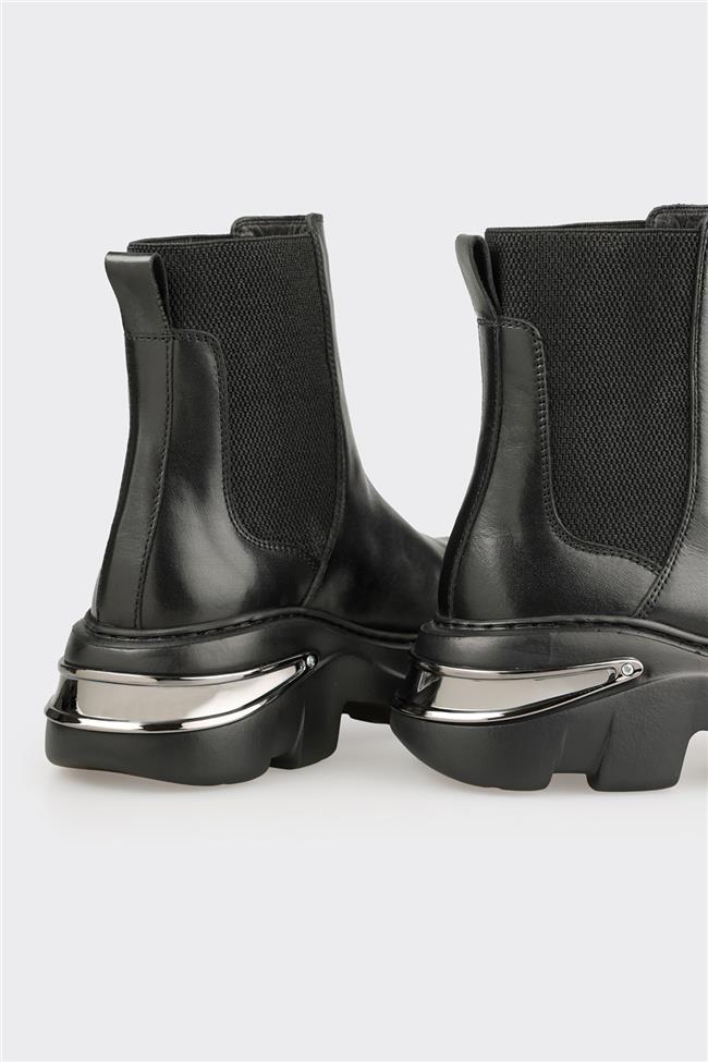 Siyah Kadın Günlük Bot