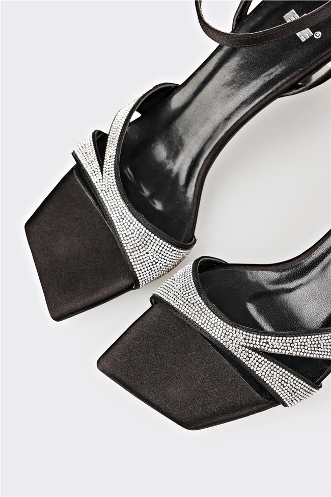 Siyah Kadın Günlük Sandalet