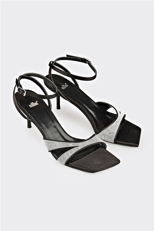 Siyah Kadın Günlük Sandalet