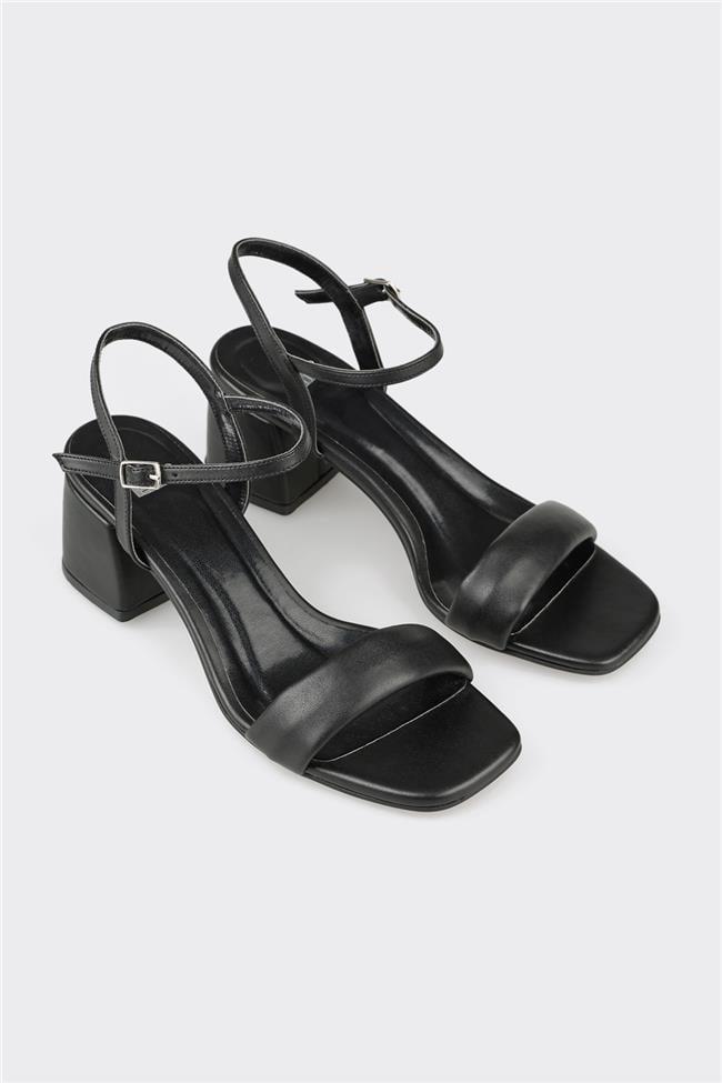 Siyah Kadın Günlük Sandalet