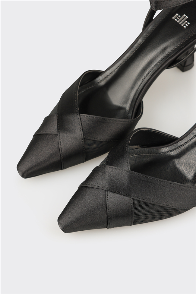 Siyah Kadın Klasik Ayakkabı