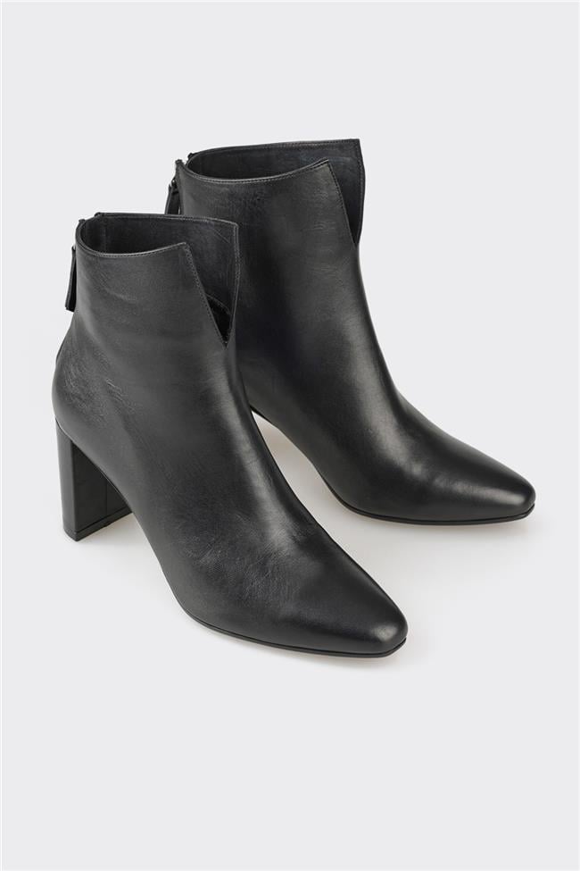 Siyah Kadın Klasik Yüksek Topuk Bot